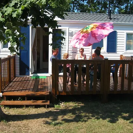 Camping Camping Les Genets 4*